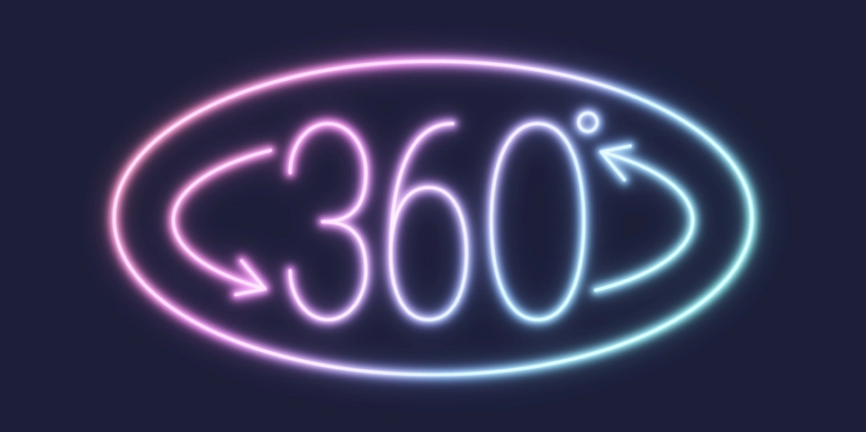 Oval mit Leuchtschrift "360-Grad": Recruiting-Strategie
